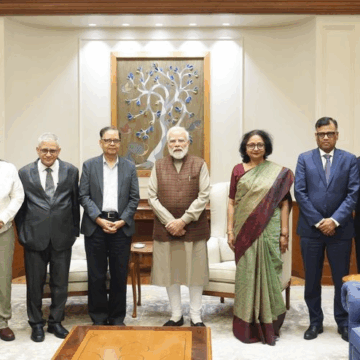 Photo News: Indian Prime Minister Narendra Modi Meet A Delegation Of The 16th Finance Commission Members Led By Dr Arvind Panagariya, The Chairman Of The Commission.