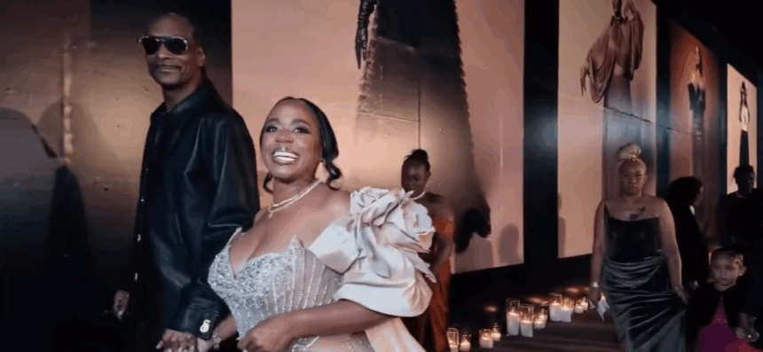 image Video: Snoop Dogg Dedicate Romantic Record To Wife Shante Broadus On 50th Birthday, Gifts Jewelry