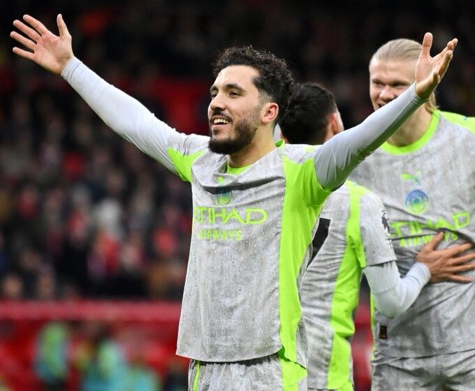 2 Manchester City Beats Nottingham Forest In A 2-1 Match