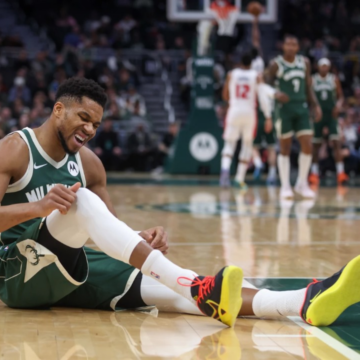 image Giannis Antetokounmpo Suffers Right Calf Strains Less Than Three Minutes Into The Milwaukee Bucks’ Game Against Detroit Pistons