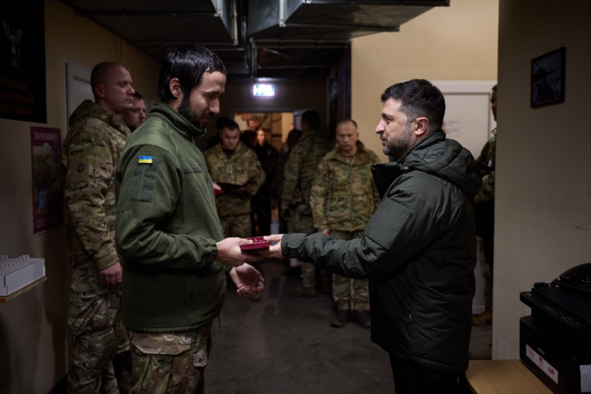 Photo News: President Volodymyr Zelenskyy Giving Moral Support To Ukrainian Troops On ‘Land Force Day’