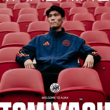 image “Welcome To Ajax, Takehiro Tomiyasu” FC Welcomes Its Formal Arsenal Defender After Signing