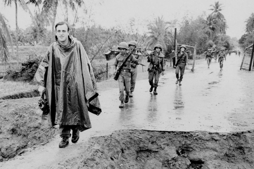 Pulitzer Prize-Winning Correspondent Peter Arnett, Who Reported From Vietnam And Gulf War, Has Died