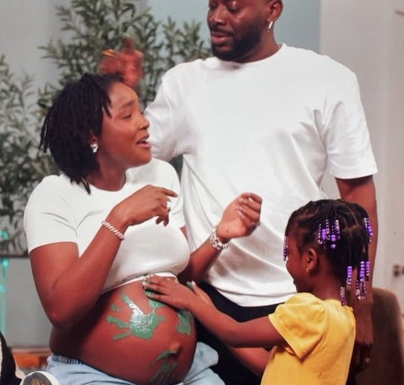image Nigerian Artist Adekunle Gold, Releases New Single “My Love Is The Same 💙💜,” Reveals Wife Simi’s Pregnancy