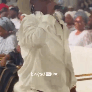 Teni Makanaki Rendering Soulful Song At Night Of Tribute For Segun, The Grandson Of Late Nigerian Nationalist Obafemi Awolowo