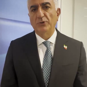 Exiled Prince Reza Pahlavi Urges Iranians To Keep Fighting For Freedom From Tyrant Leaders, Promises U.S Help Is On The Way