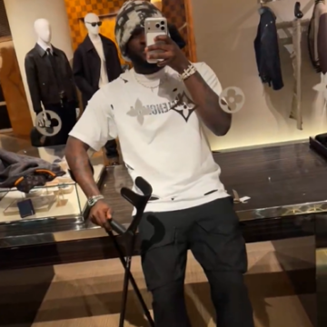 image Werder Bremen Striker Victor Boniface, Catching Cruise With His Recovery Process After Knee Surgery.