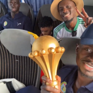 AFCON Trophy Arrives Dakar After Senegalese Team Beat Morocco 1-0 In Final To Claim Champions.