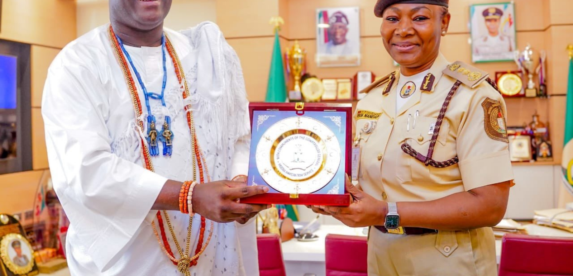 Ooni Of Ife Visit Nigeria Immigration Service For Diplomatic Passport Renewal