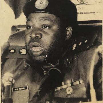 Interesting! Many years after he left office as military Governor of Lagos, a journalist from Ovation asked him if he knew that Lagosians nicknamed him “Who build this gadder”.