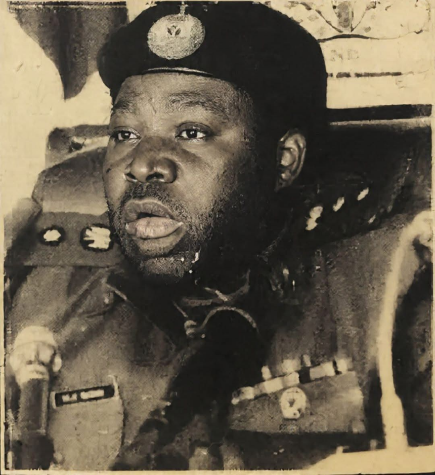 Interesting! Many years after he left office as military Governor of Lagos, a journalist from Ovation asked him if he knew that Lagosians nicknamed him “Who build this gadder”.