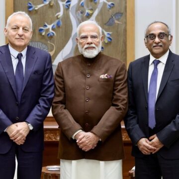 Photo News: Rolls-Royce To Scale Up Activities In India, As Prime Minster Narendra Modi Meets With The CEO Of The Luxury Automobile Maker, Mr. Tufan Erginbilgic.