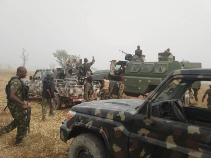 🚨 BREAKING NEWS: What a close call! The General Officer Commanding the 8 Division of the Nigerian Army, Bemgha Koughna, just survived a terrifying ambush by terrorists in Kebbi State!