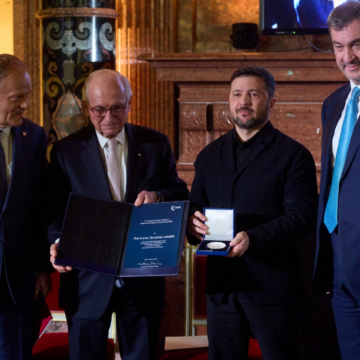Ukrainians Receive Ewald Von Kleist Award, President Zelenskky Appreciates Partners Support