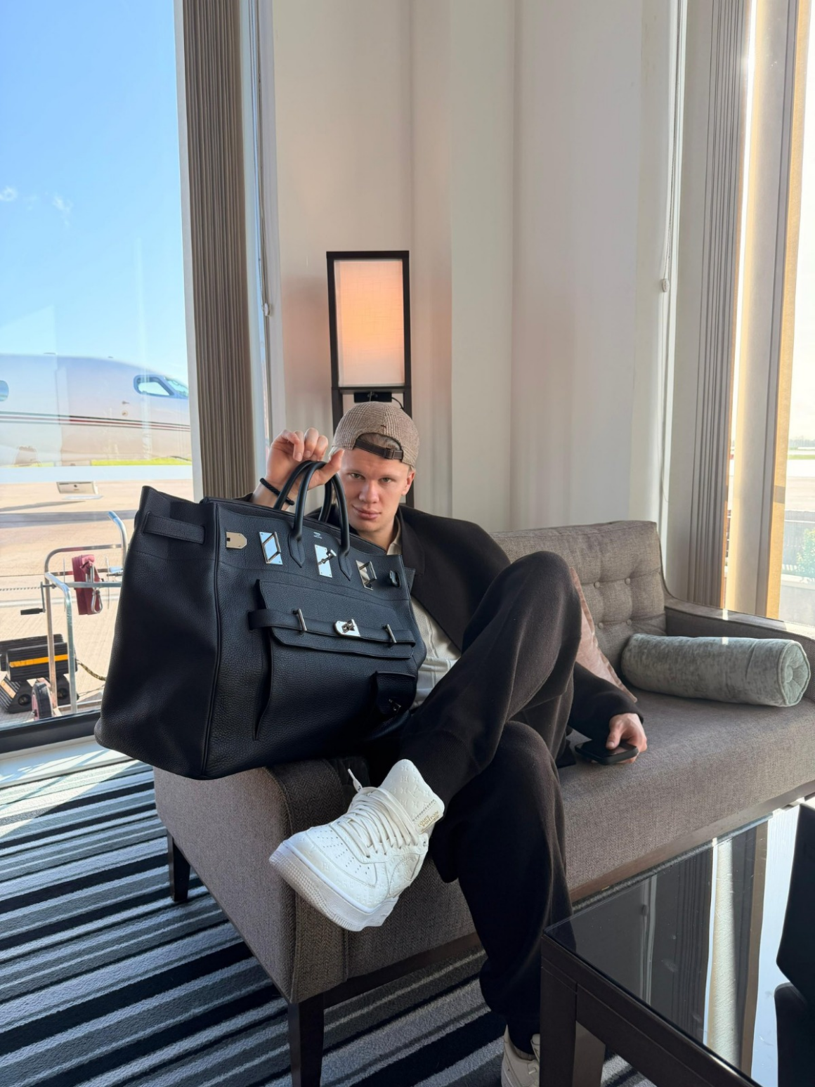 Manchester City Striker Erling Haaland Shares Romantic Paris Getaway With Girlfriend Ahead Of Saturday’s Leeds Match.