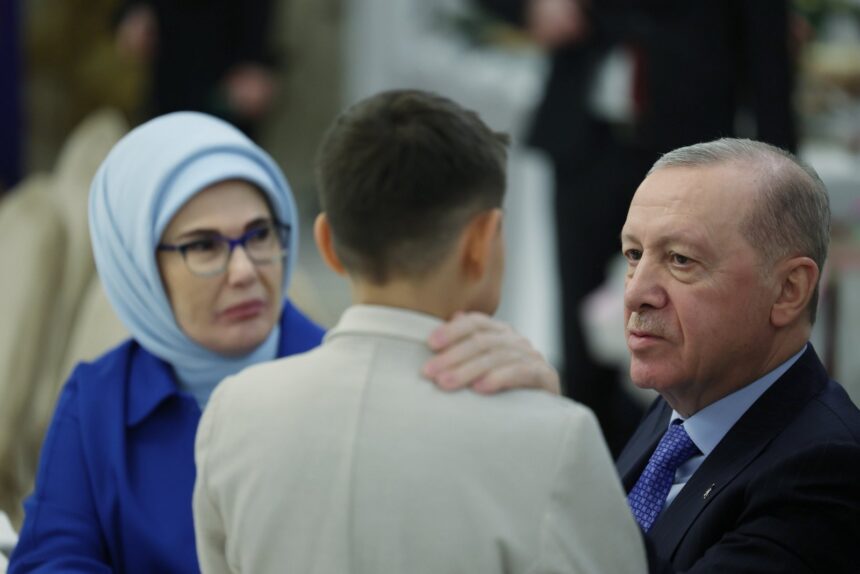 Photo News; First Lady Of Türkiye Emine Erdoğan, Shares Iftar With ‘Children Under State Protection.’