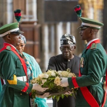President Tinubu Lays A Wreath At The Grave Of The Unknown Warrior In Honour Of All Who Have Given Their Lives In The Service Of Their Country, During His UK State Visit.