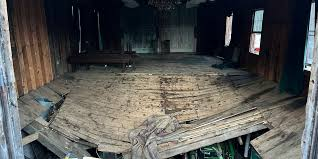 image Six People Injured After Floor Collapses At New Hampshire Wedding Venue