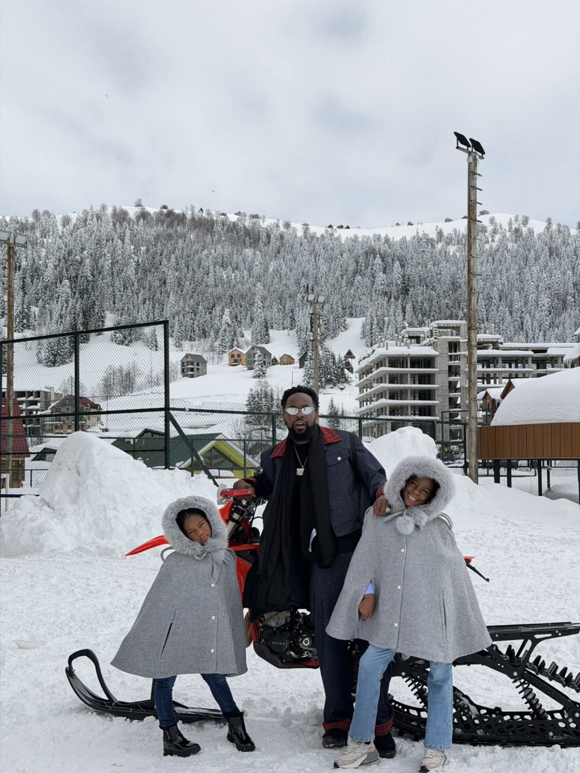 Entertainment Photos: “My Girls Took Me On A Trip ❤️❤️❤️”—Patoranking, Nigerian Afrobeats And Reggae-Dancehall Singer Says.
