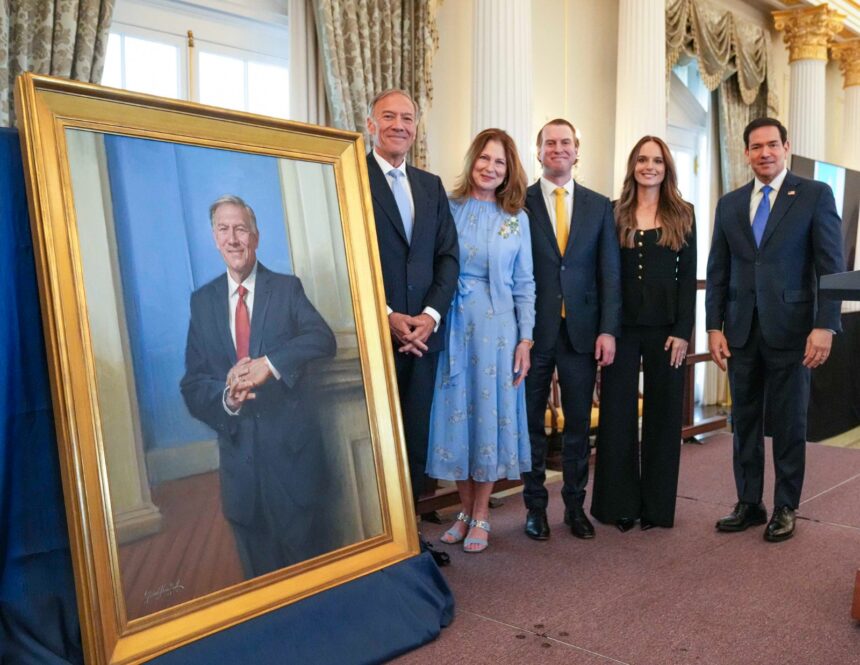 Photo News: State Department Honors 70th Secretary Of State Mike Pompeo, Unveils Portrait