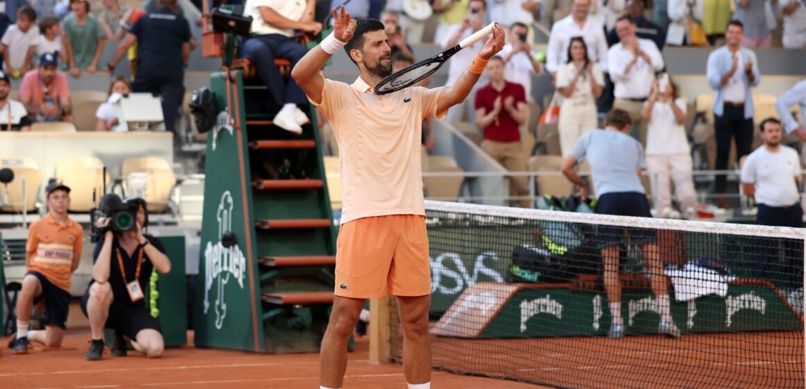 Sport Photo: “Drop It Like It’s Hot 🥵”— Novak Djokovic After Surviving 3-Hour 44-Minute To Reach French Open Third Round