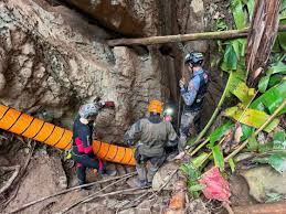 image Divers Find 5 Villagers Alive In A Flooded Cave In Laos After More Than A Week Trapped In Darkness