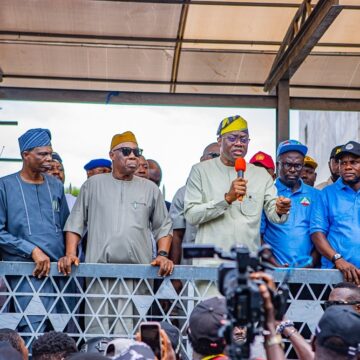 Oyo State Governor Seyi Makinde On Children And Teachers Kidnapped In The State Meet With NUT, NLC, Vows Their Safe Return