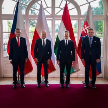 Magyar Peter: V4 Is Back!”–Hungarian P.M Hosts Poland, Czechia, And Slovakia In Gödöllő At Grassalkovich Castle.