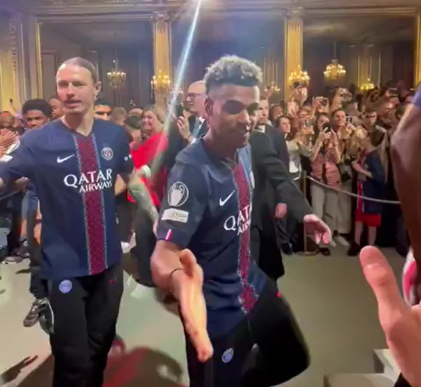 Sport News: “Champions d’Europe ! 🇫🇷: French President Emmanuel Macron Celebrates PSG Following UEFA Champions League Victory.