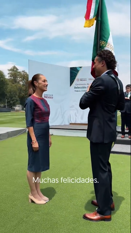 image Mexican President Wishes Football Team Success As The World Cup, Hands Ovr National Flag To Goalkeeper Guillermo Ochoa Accepted The Flag On Behalf Of The Squad In A Ceremony