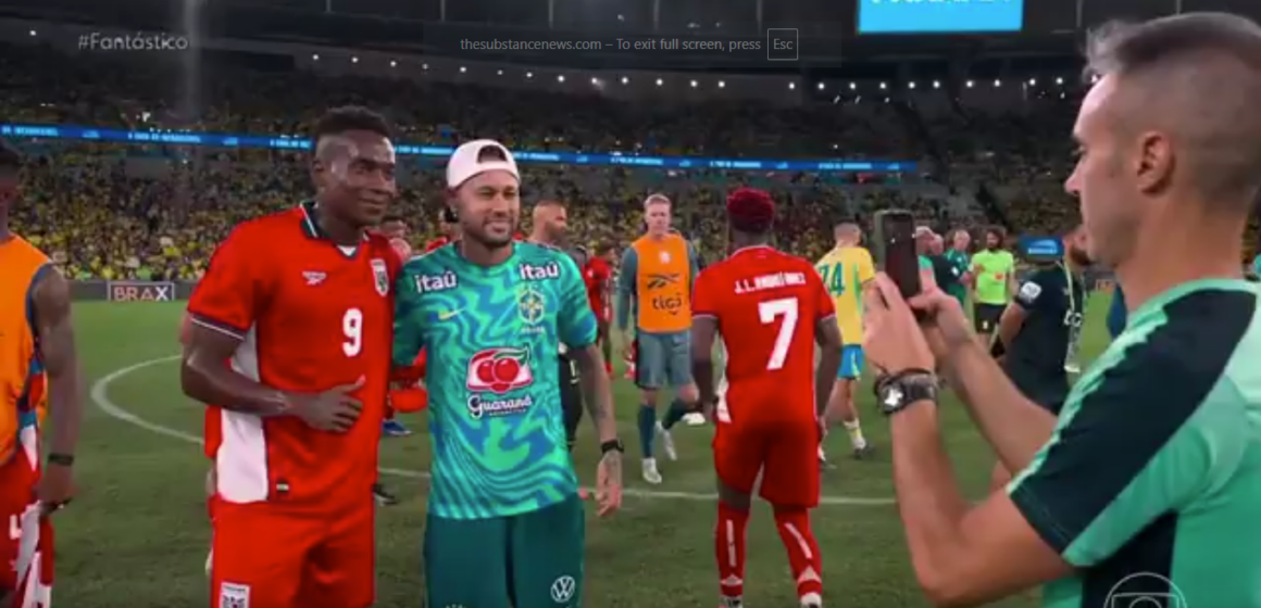 Neymar Draws The Entire Panama Squad For Post-Match Photos After Brazil Thrashes The Team 6-2 In World Cup Warm-Up In Maracanã