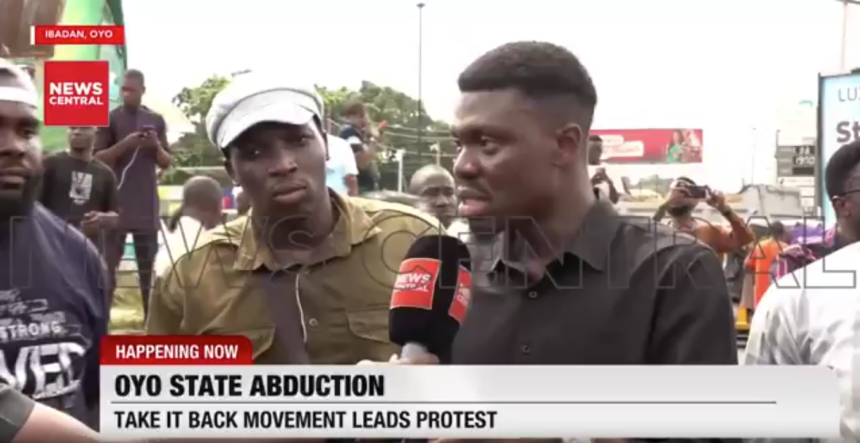 “The Tinubu Regime And Seyi Makinde Must Stop Playing Politics With The Lives Of Nigerians. Our Children Must Not Be Used As Pawn…”—Citizen Declares During Ongoing Protest In Oyo State
