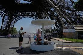 image A Red Alert Over France, And Heat That May Rewrite The Record Books