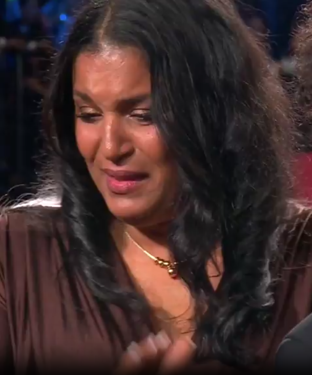 image American-Dominican Basketball Forward Yaxel Lendenborg’s Mom Emotional As Her Son Get Drafted In NBA First Round